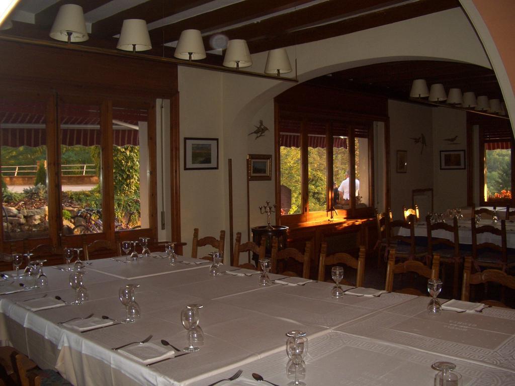 Hostal De La Gloria Viladrau Luaran gambar
