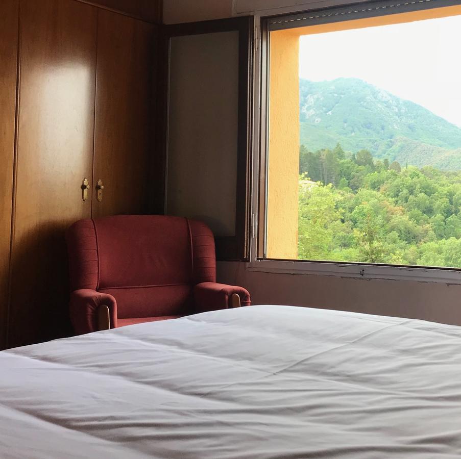 Hostal De La Gloria Viladrau Luaran gambar